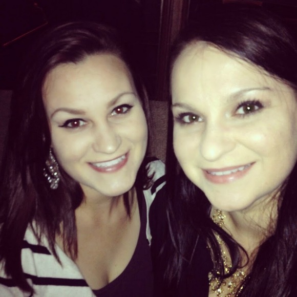 Meet your Posher, Dinah - Picture 1 of 1